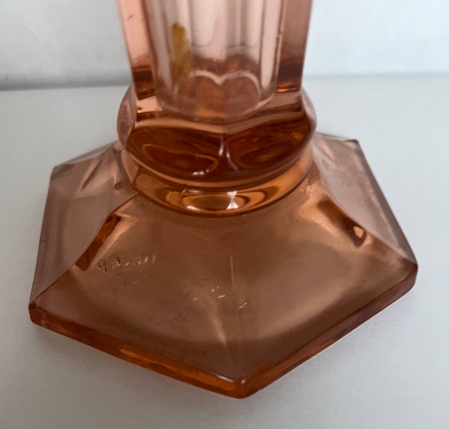 Val saint Lambert pink glass vase