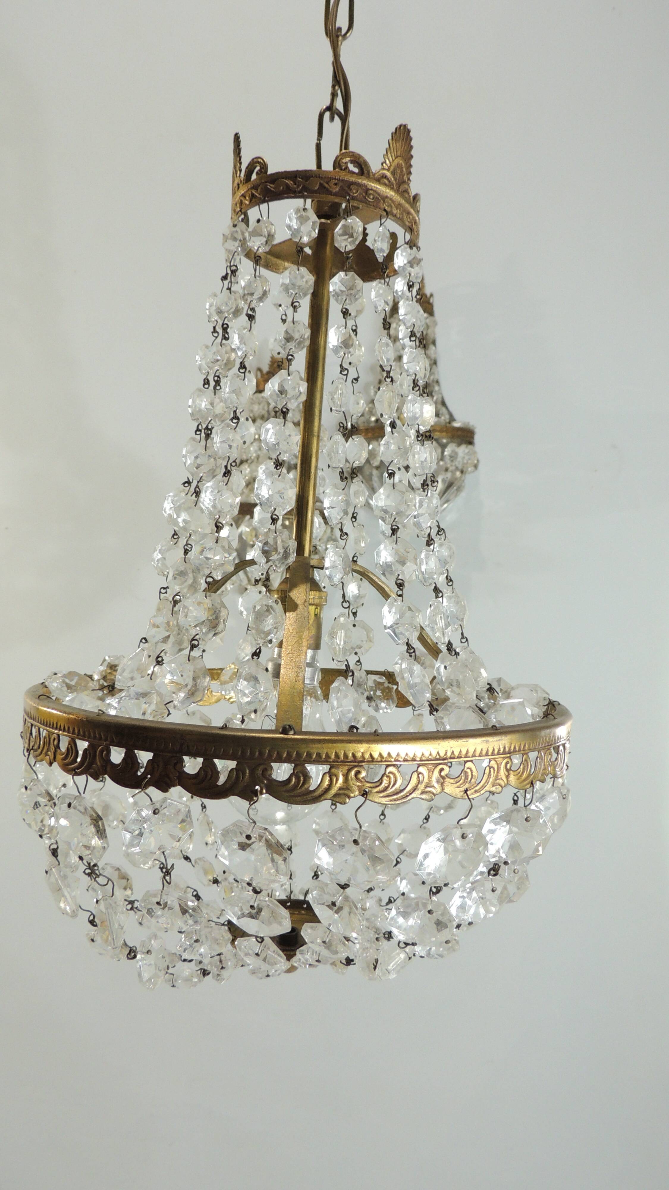 Antique crystal chandelier with 2 wall sconces – Vintage milk pendant