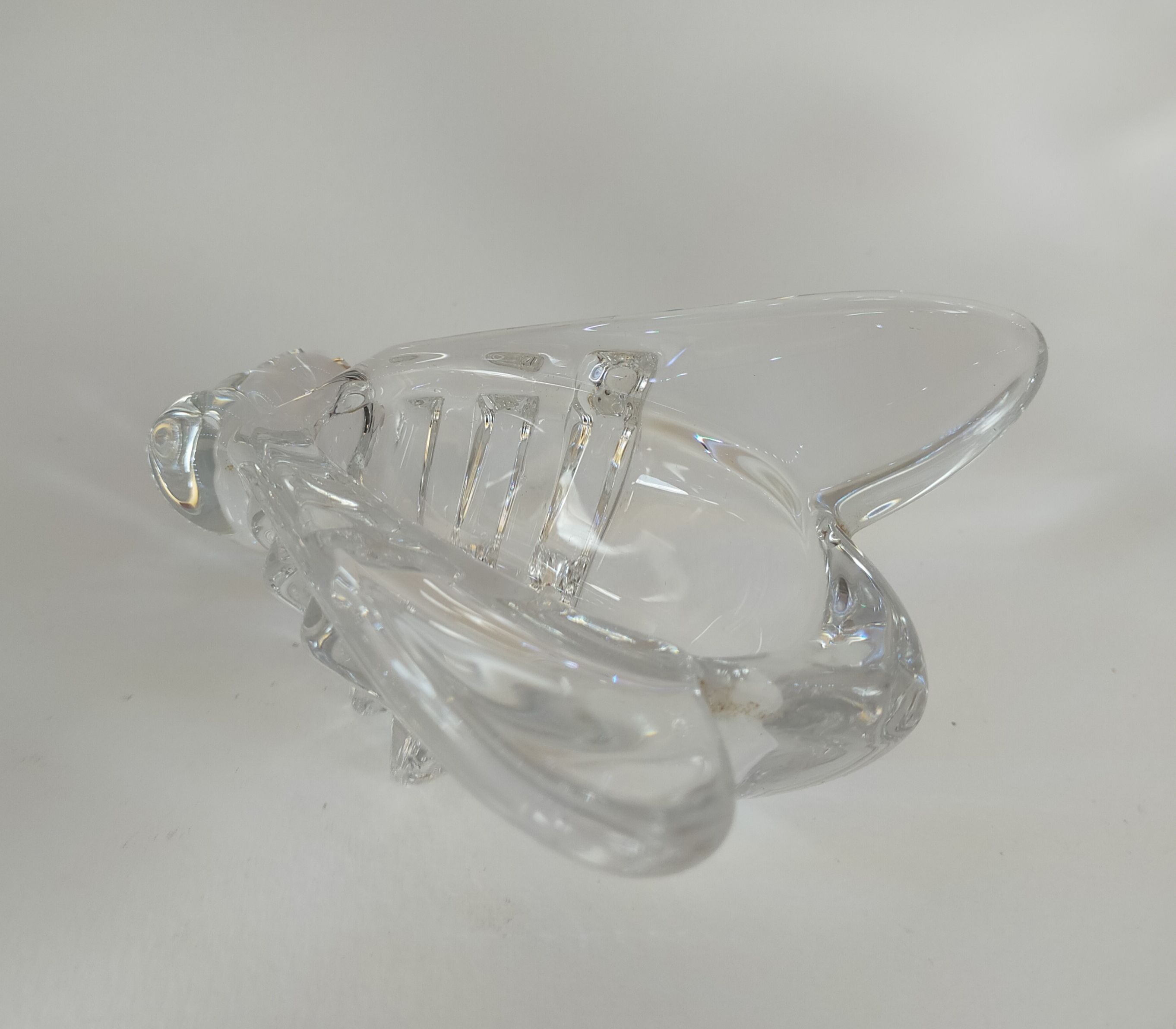 Vacuum pocket crystal old bee or fly valves