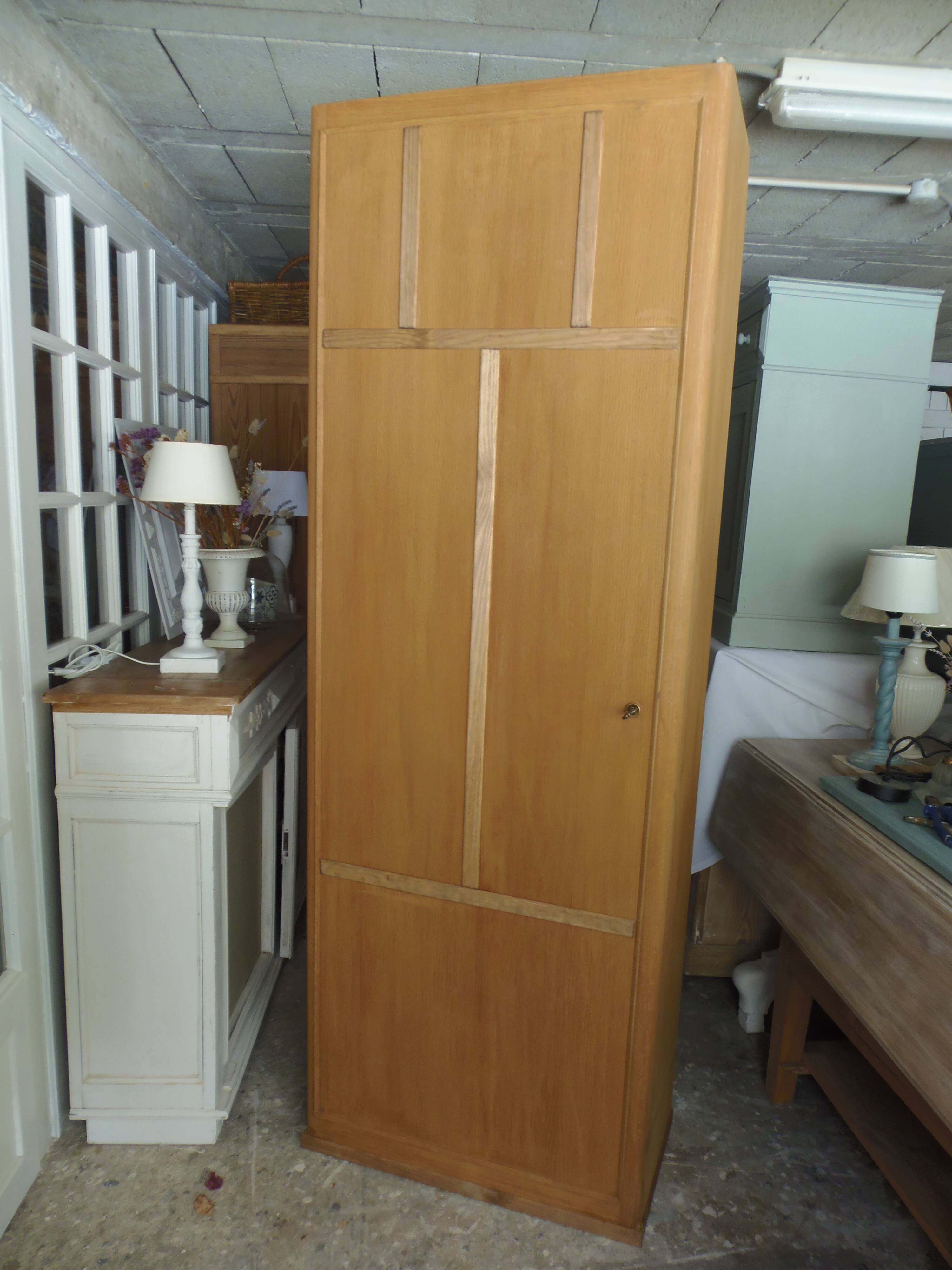 Armoire vintage en bois brut, 5 étagères bois modulables