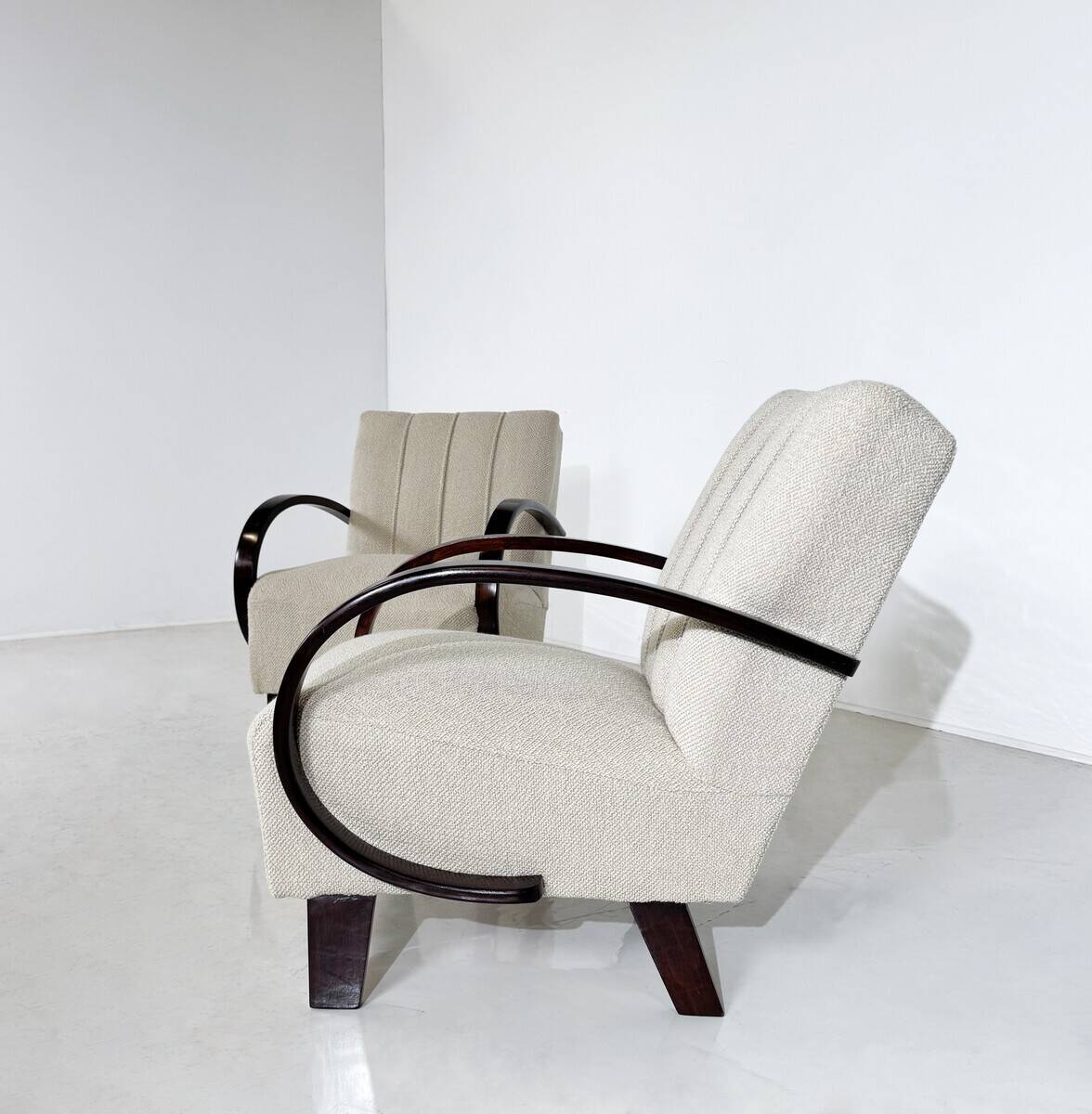 Pair of bentwood armchairs by Jindrich Halabala - Czech Republic 1940s