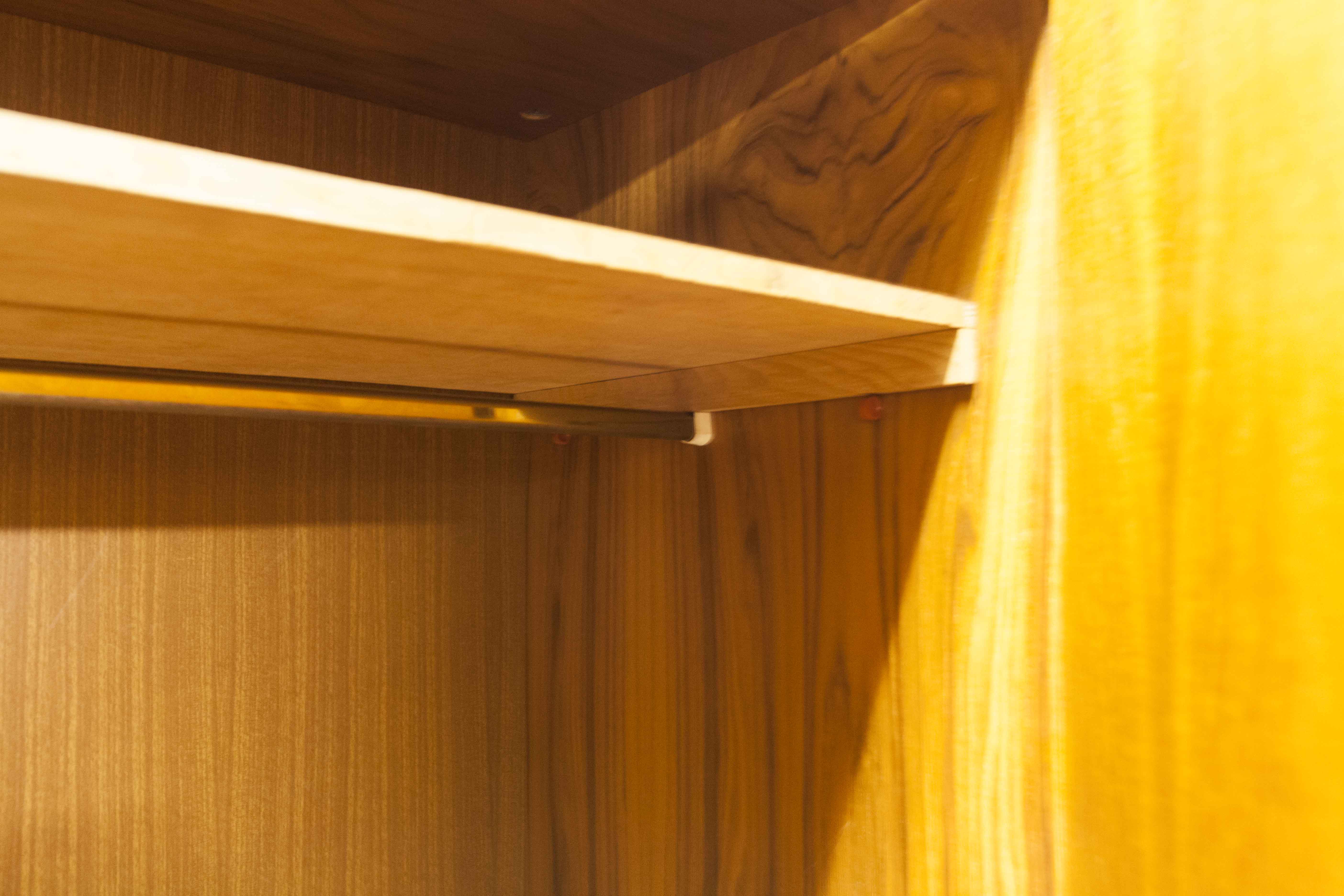 Armoire teck des années 60 Simat Meubles