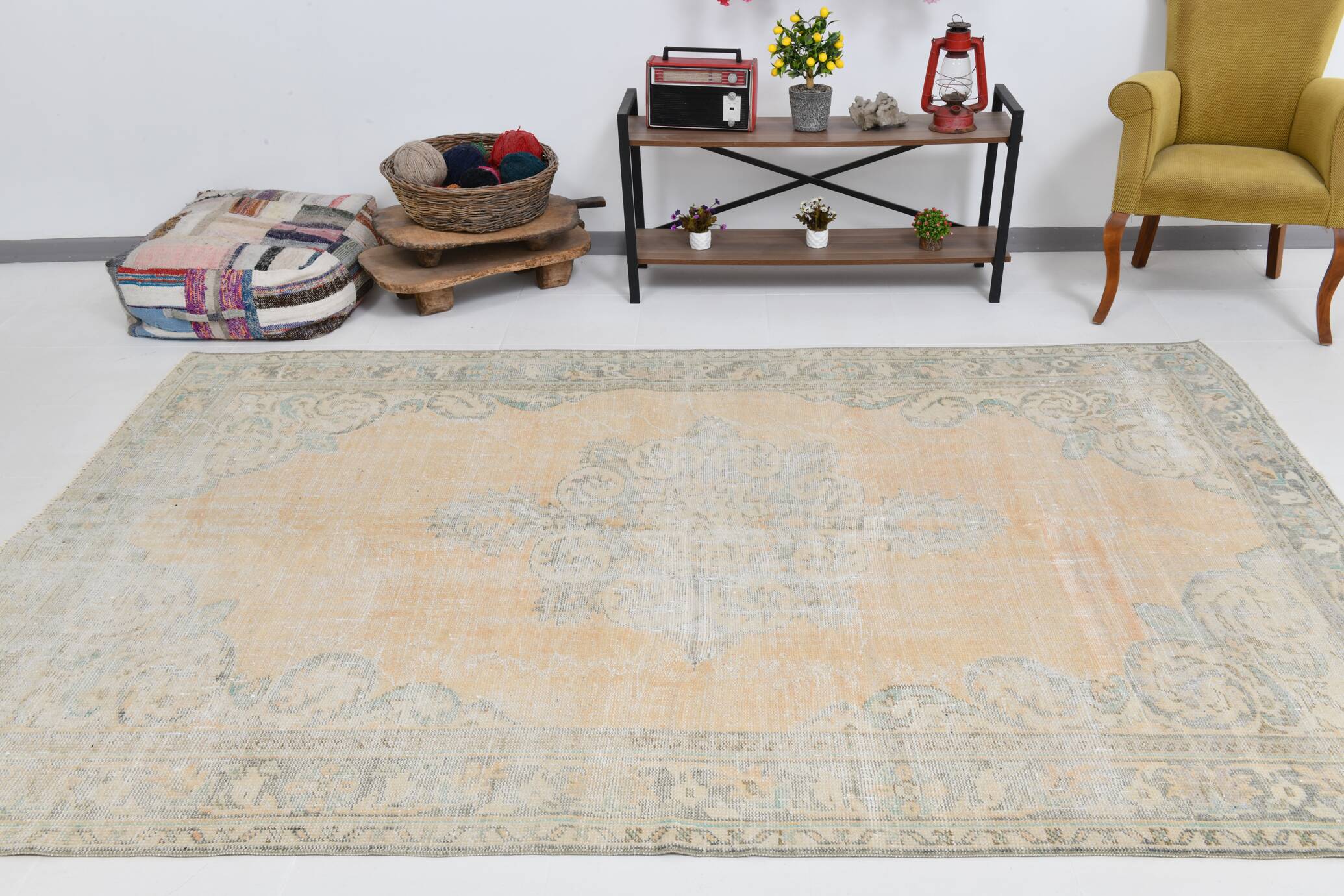 7x10 Light Yellow & Beige Vintage Rug 203x297Cm SK 21426