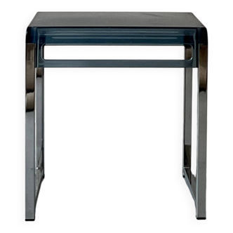 Table chevet / d'appoint en plexiglas et chrome,  design 1970