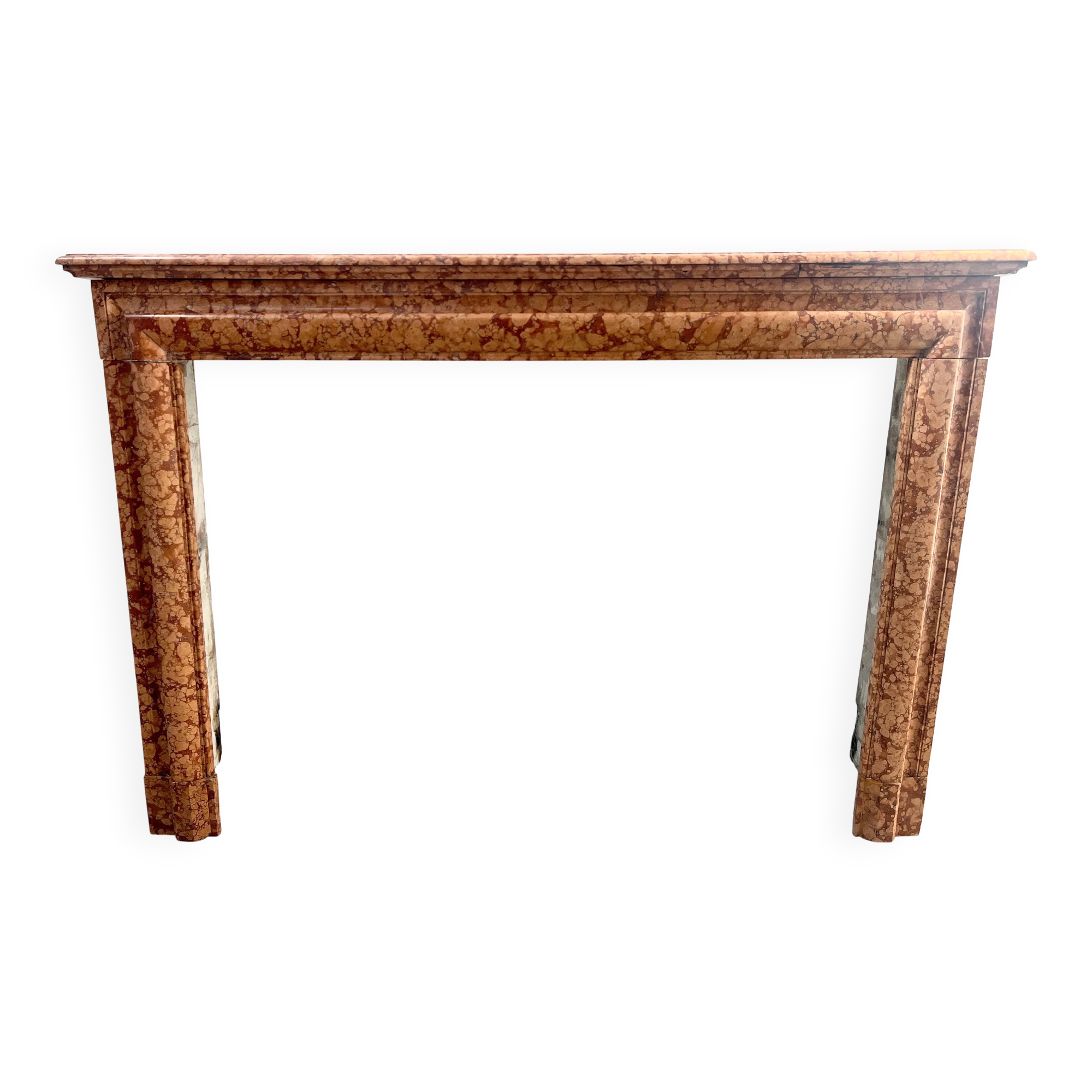 Cheminée de style Louis XIV en marbre de breche moucheté XIX siècle
