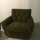 Paire de fauteuils, velours vert à roulettes, des années 70