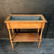 Meuble jardinière en bois de style Louis XVI