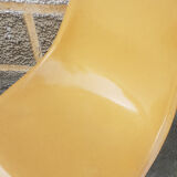 DSW chair by Charles and Ray Eames for Herman Miller