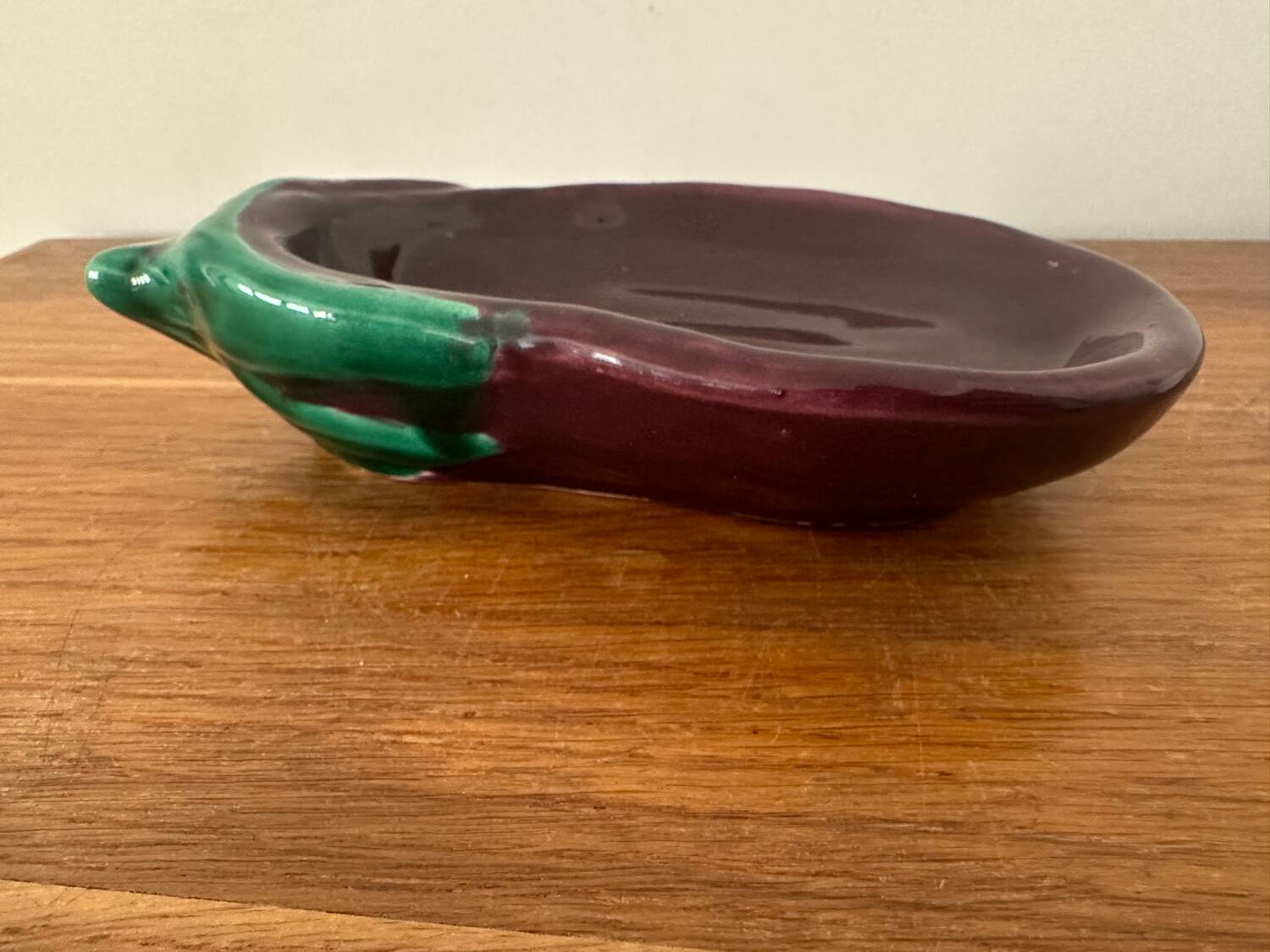 Old Vallauris aubergine ceramic vintage empty pocket bowl