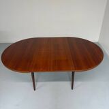 Table de repas a rallonge en teck design scandinave  Niels Otto Moller