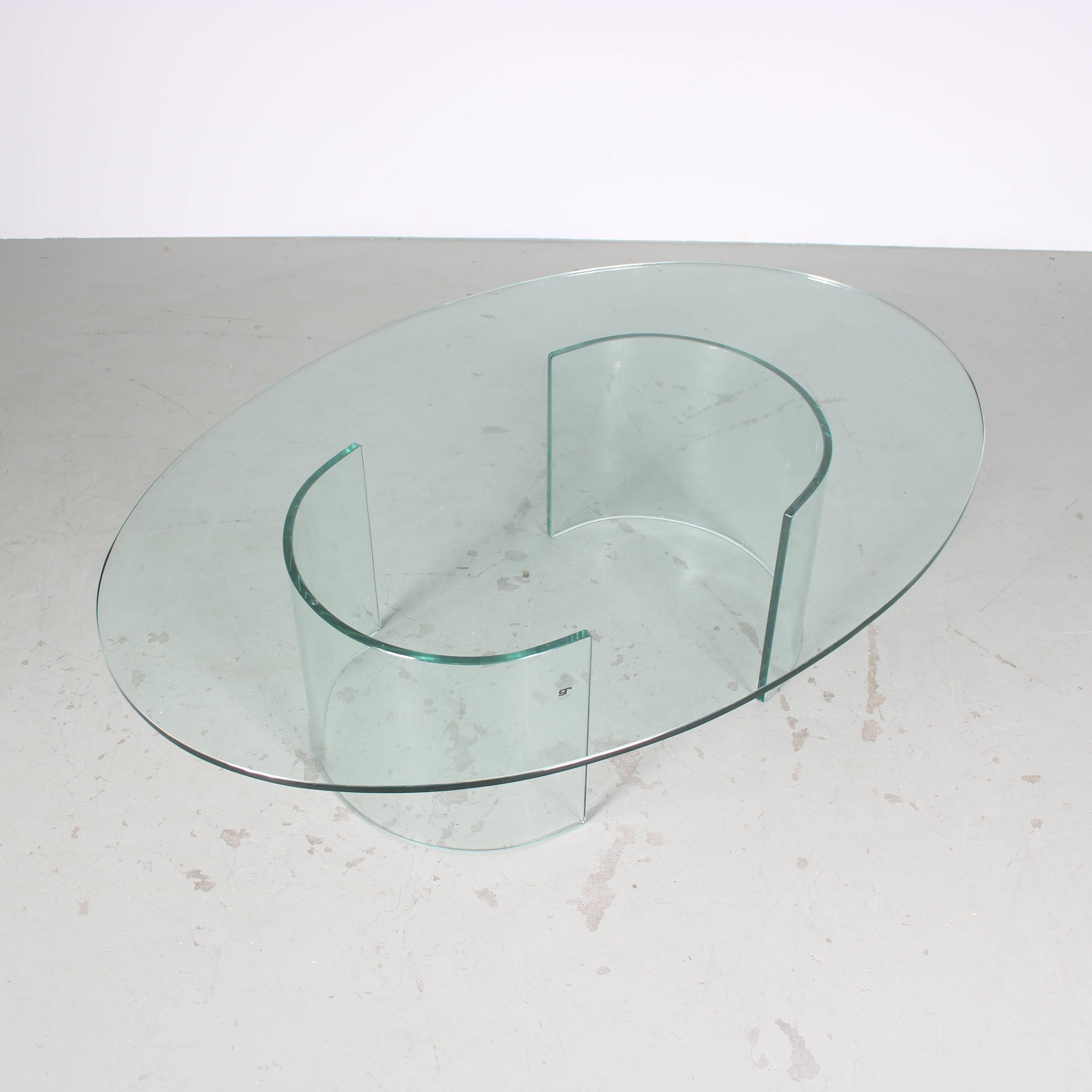 1980s Oval coffee table by Galotti & Radice from Italy