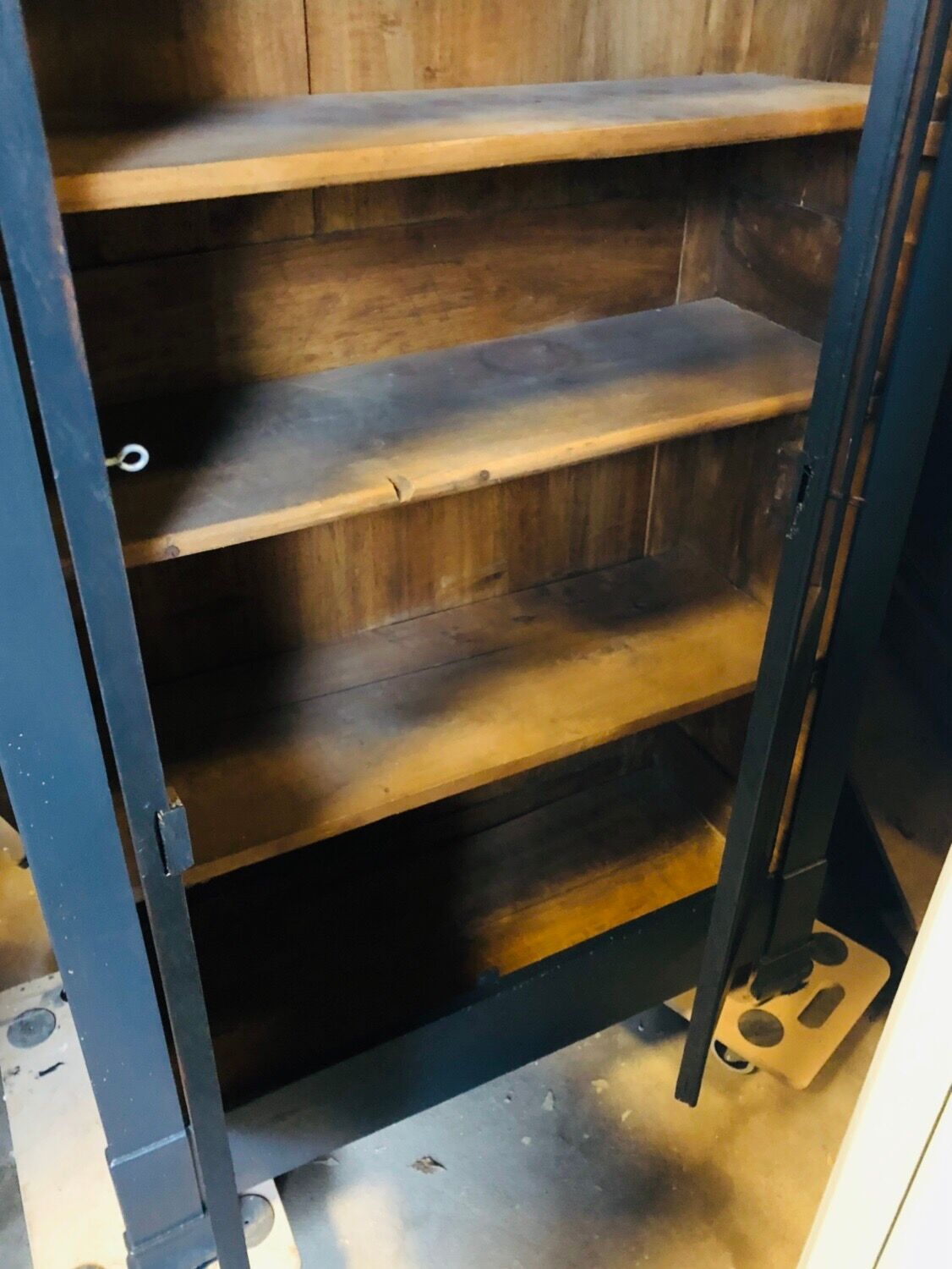 Showcase Cabinet / library