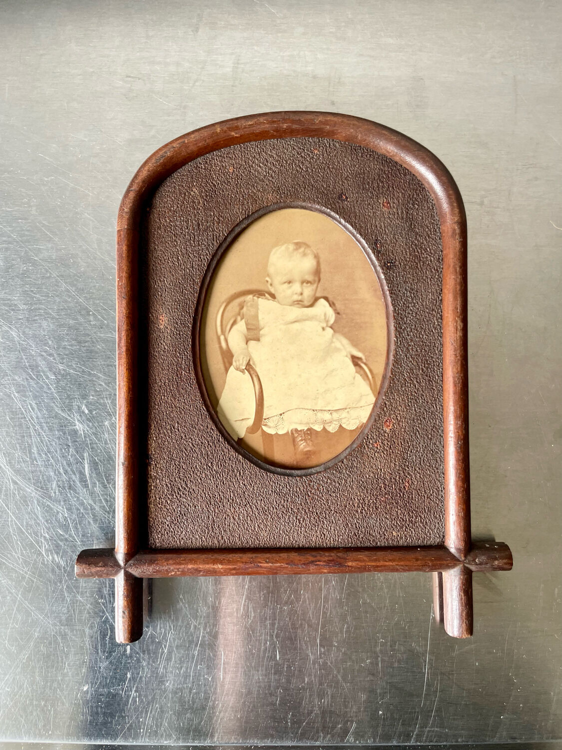 Antique Frame carved wood measurements 22 cm x 18 cm