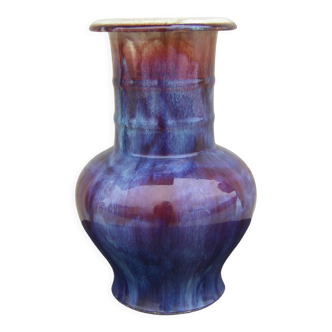 Chinese vase with flamed enamels, red glaze "ox blood" and blue