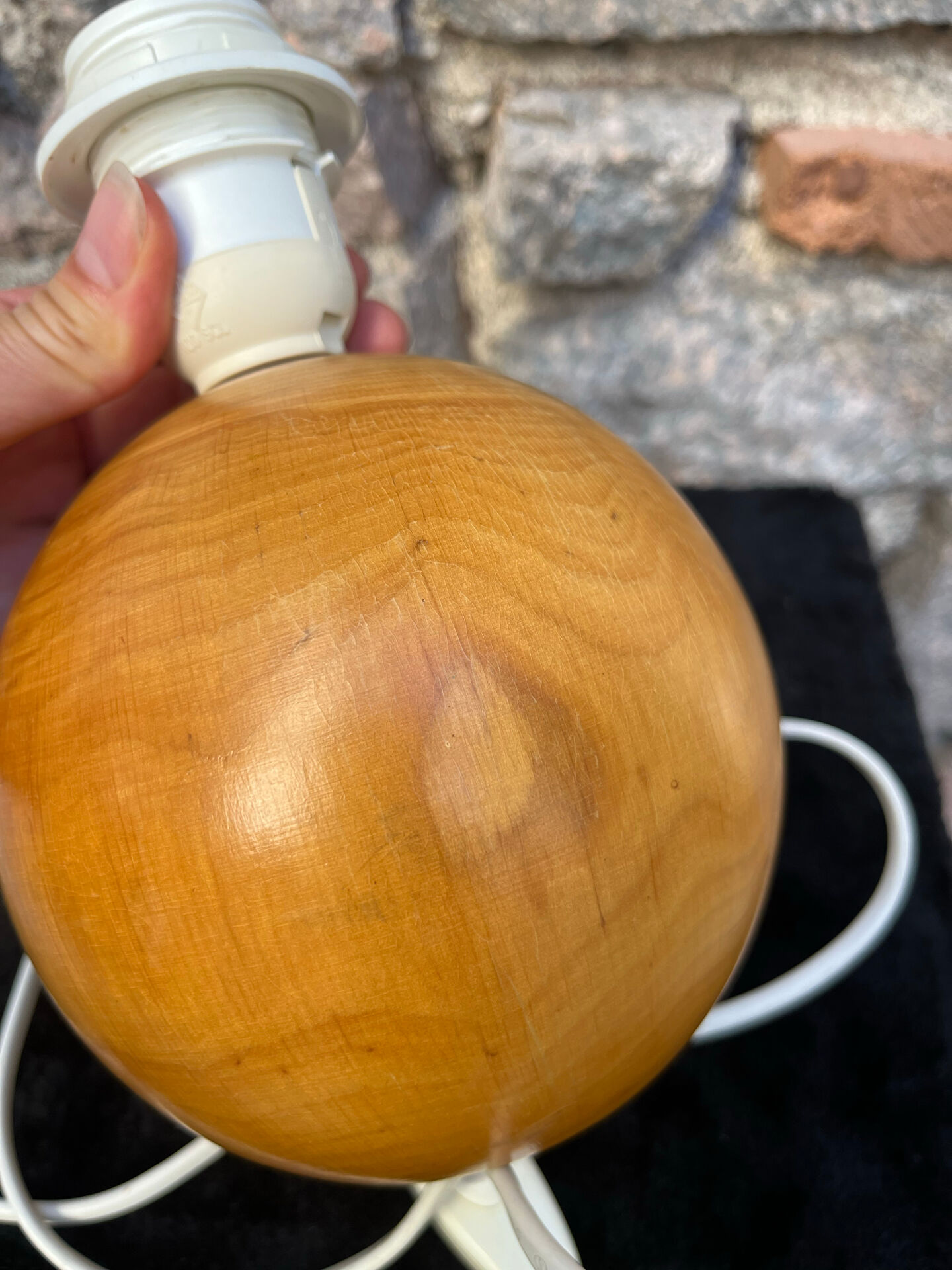Pied de lampe boule bois massif années 80