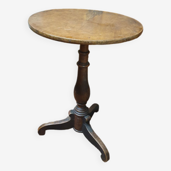 Walnut pedestal table