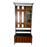 Wall-mounted coat rack