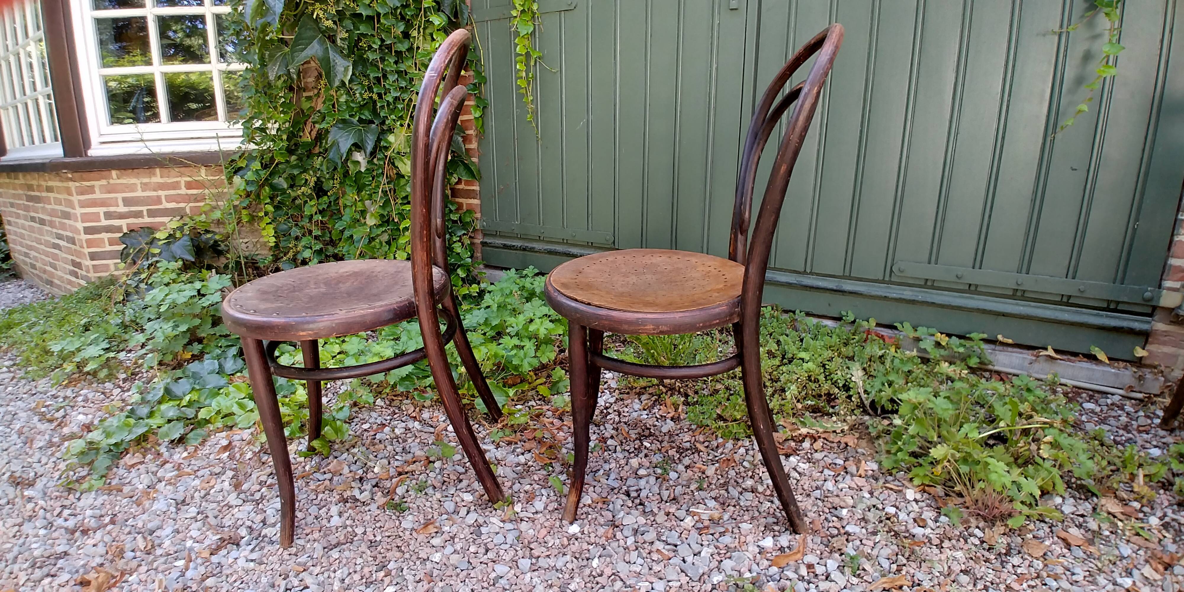 Lot of two bistro chairs No.14 from Thonet
