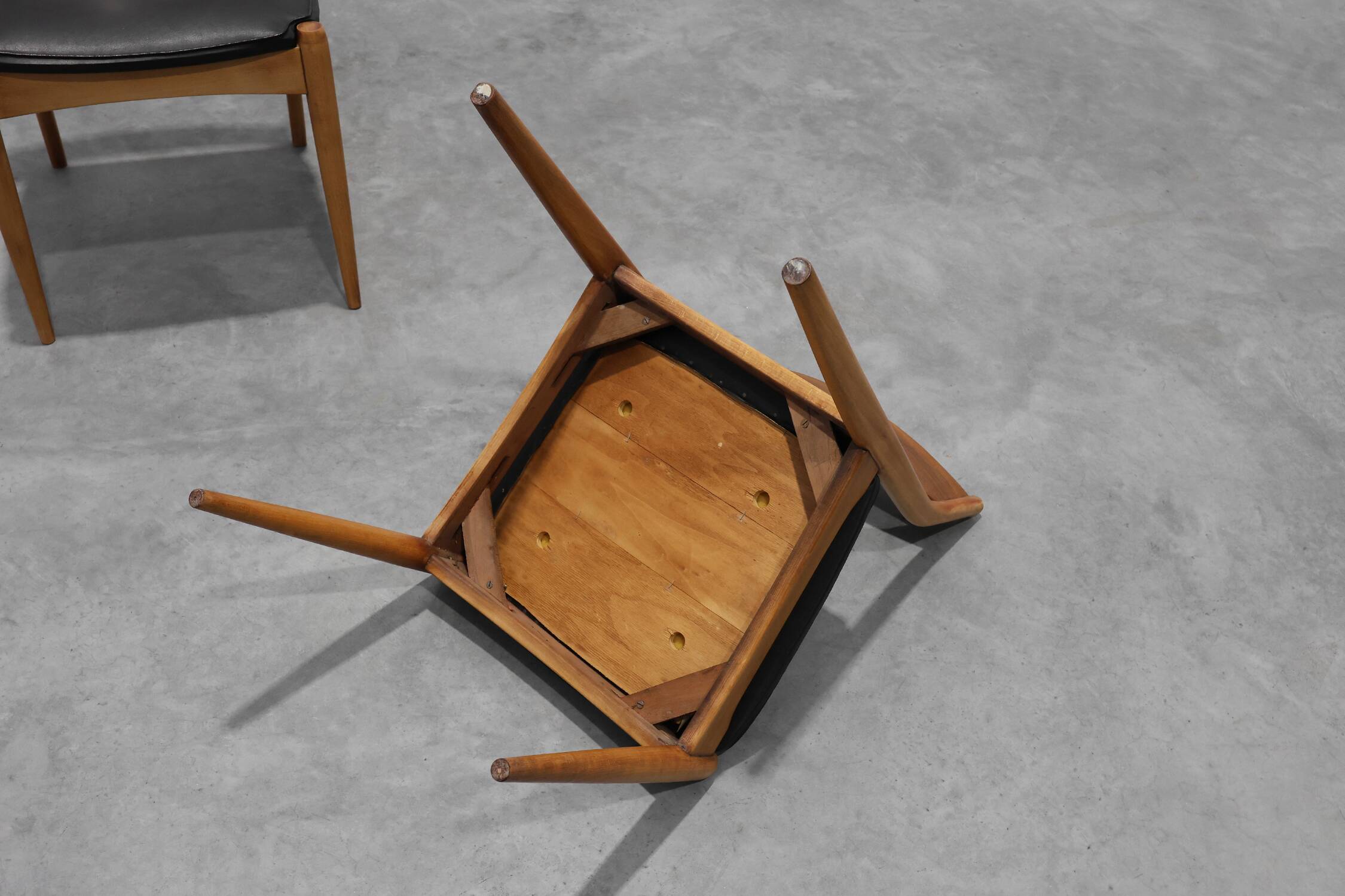 Set of Six Mid-Century Modern Belgian Teak Dining Chairs, 1960s