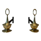 Paire de chenets en bronze de style néoclassique en forme de lampe à huile