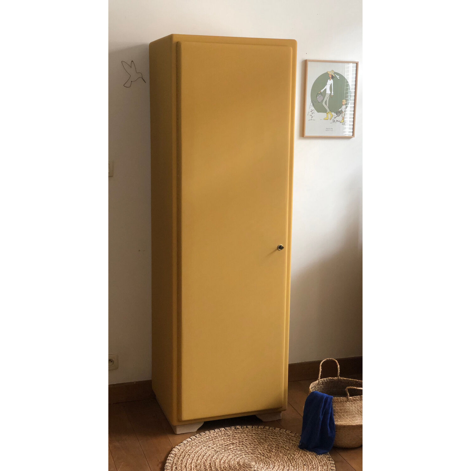 Vintage wardrobe with 1 door in Mado style