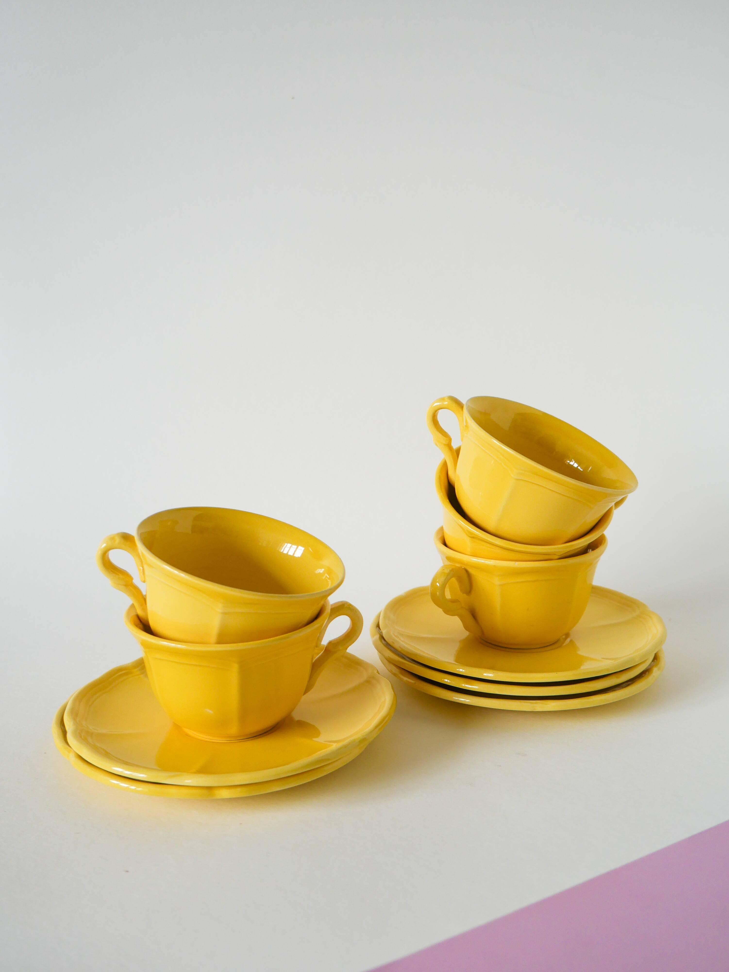 Set of 5 Badonviller lemon yellow cups and saucers, 1960