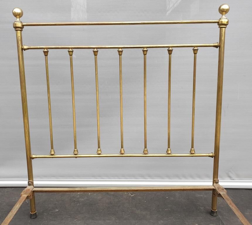 1920s brass bed