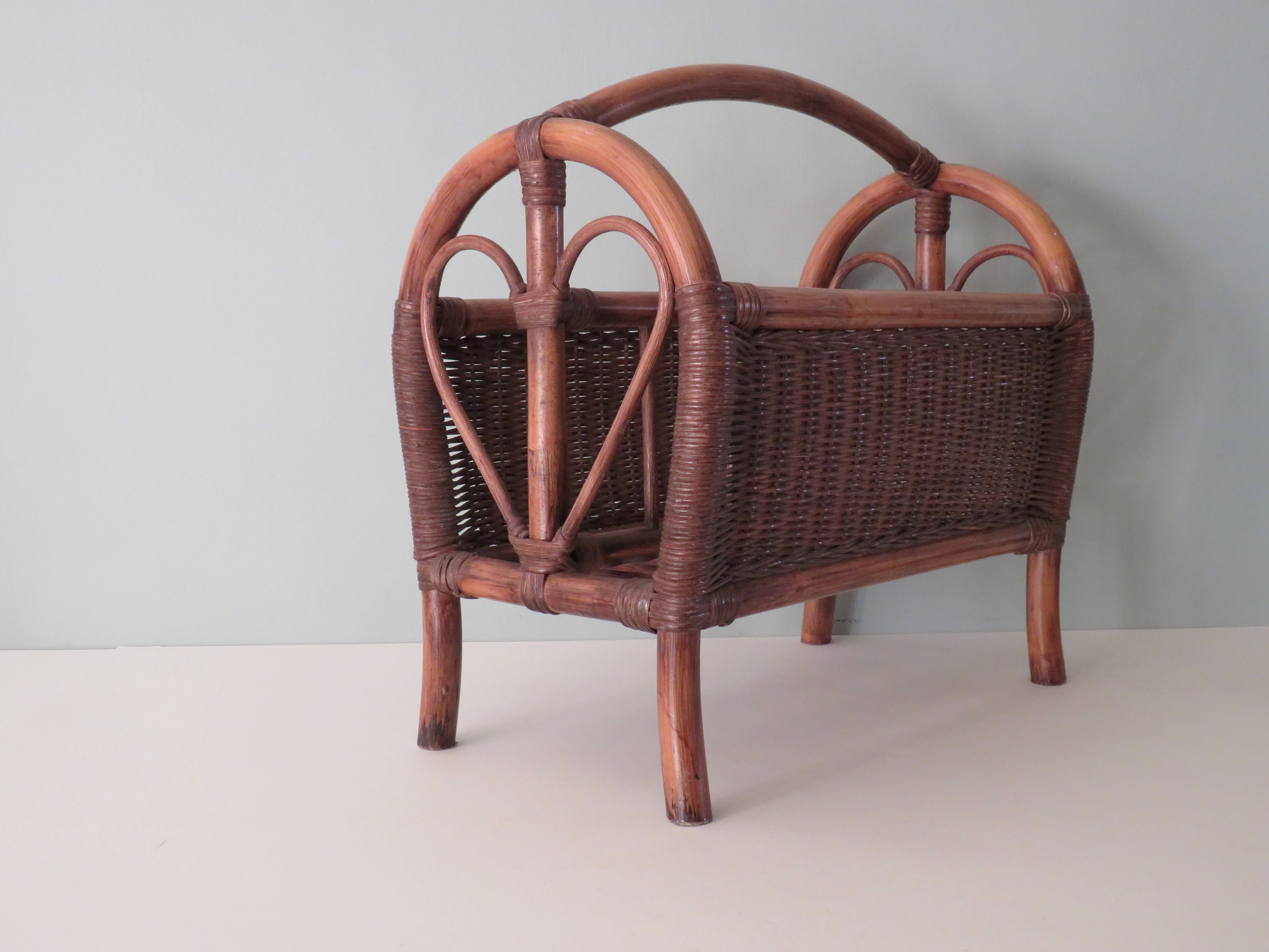 Ratin magazine holders