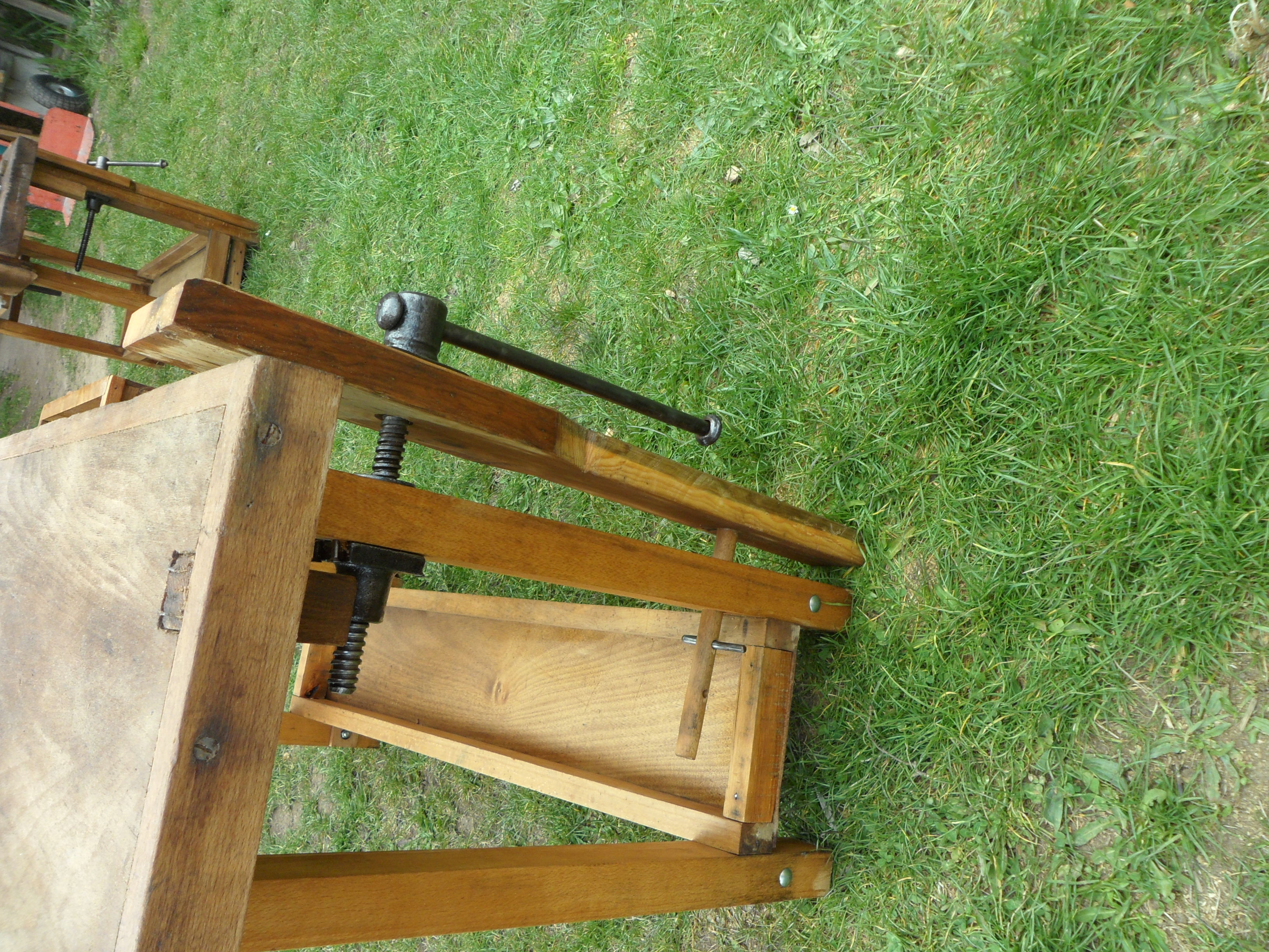 Carpenter's workbench