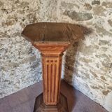 Piédestal ancien en bois – Colonne de monastère, France vers 1900