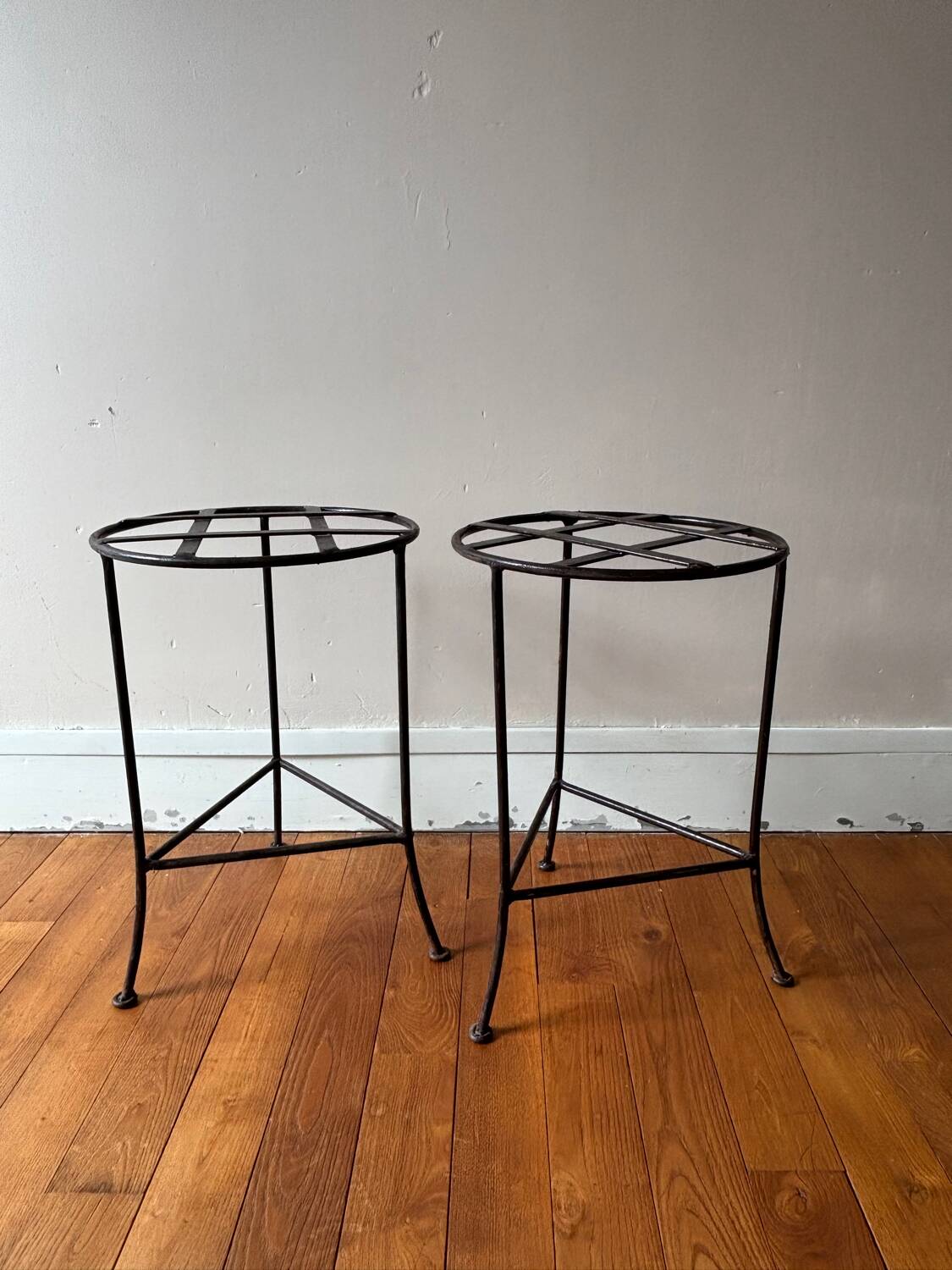 Metal stool