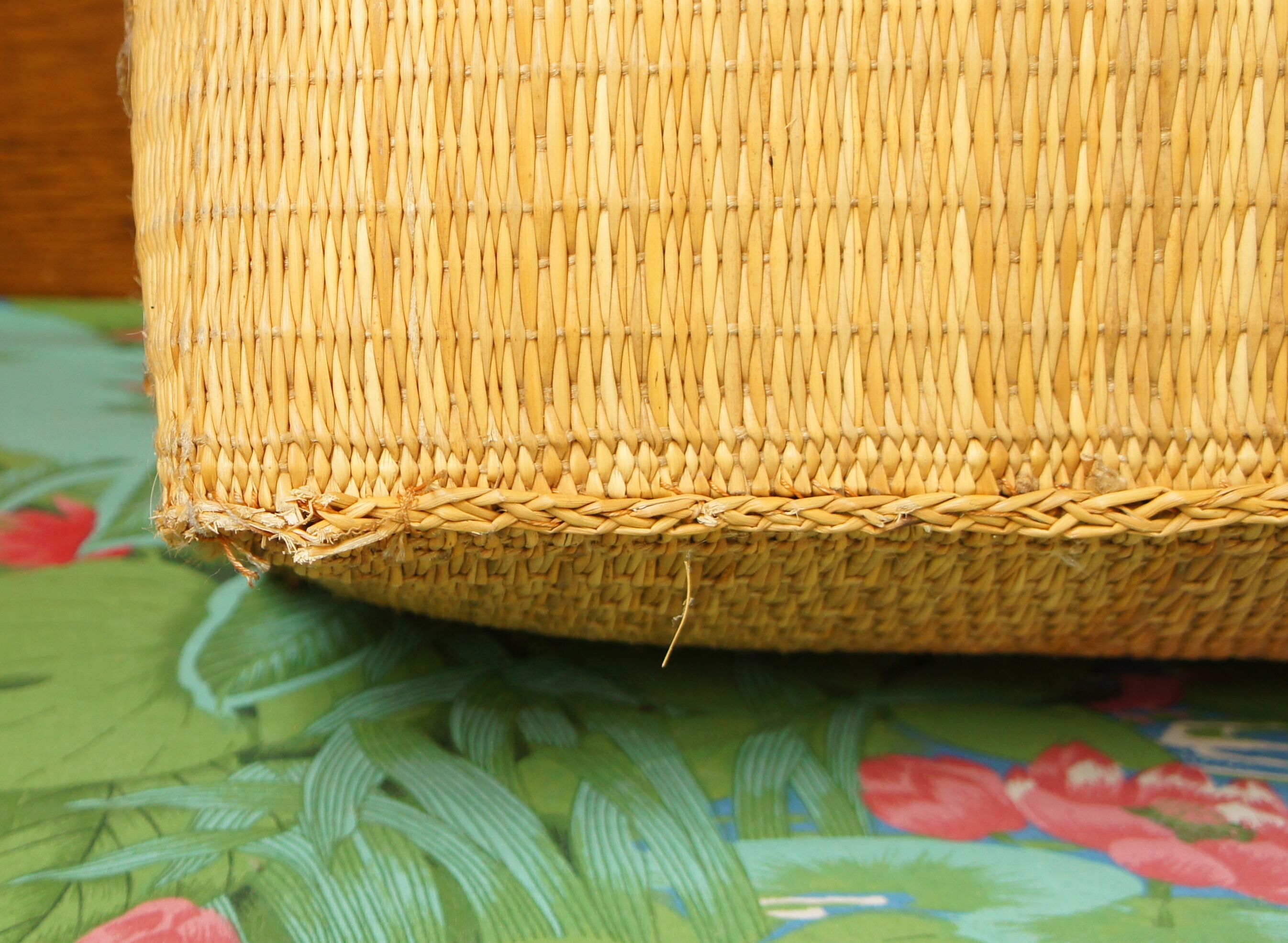 Pouf en paille de riz vintage