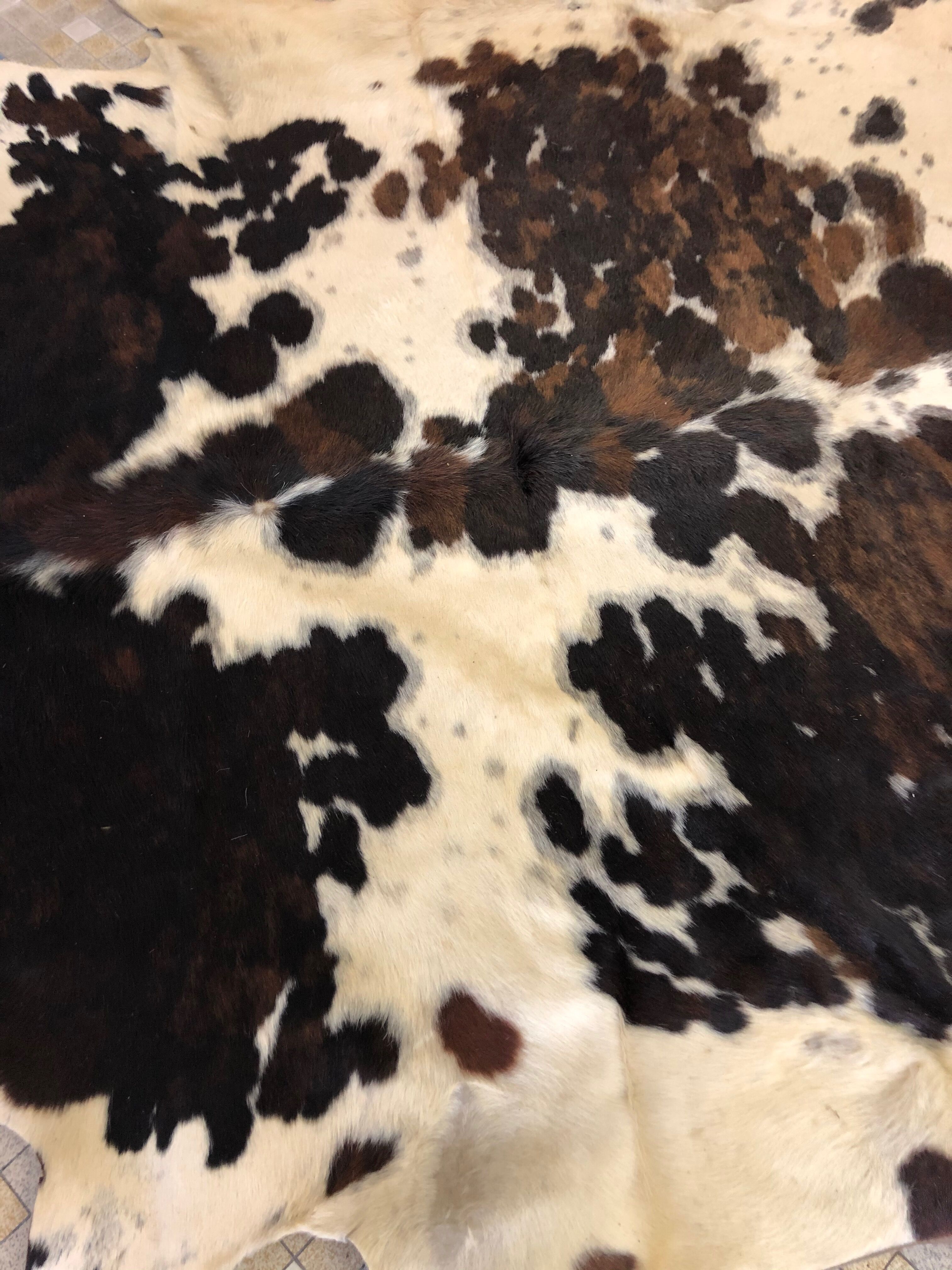 Cow skin carpet large format 200x225 cm