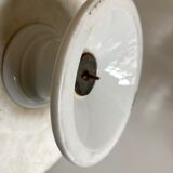 Plate mounted automatically mid-19th dish stand on white earthenware