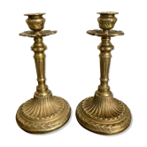 Paire de bougeoirs en bronze doré