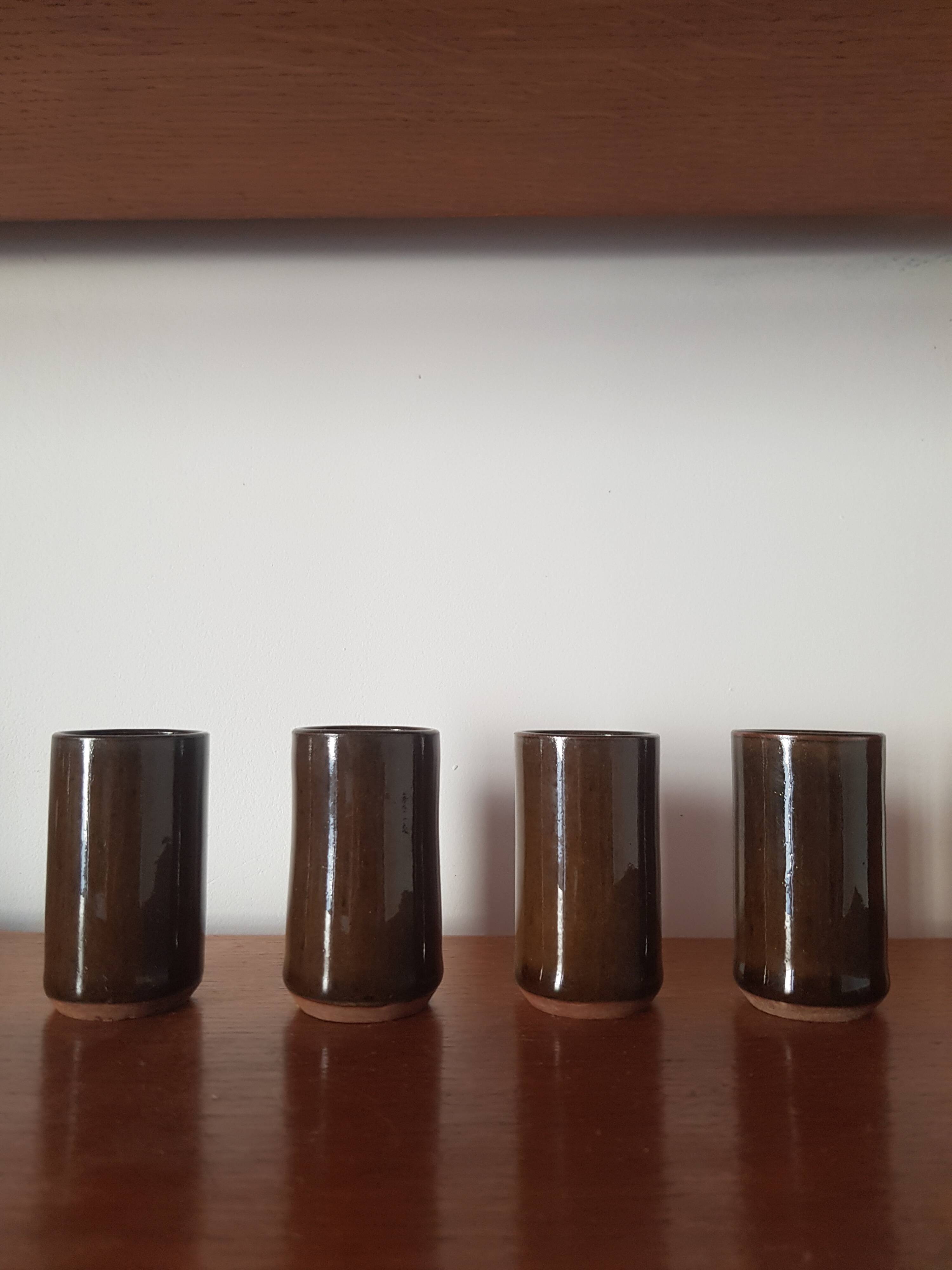 Set of 4 stoneware glasses