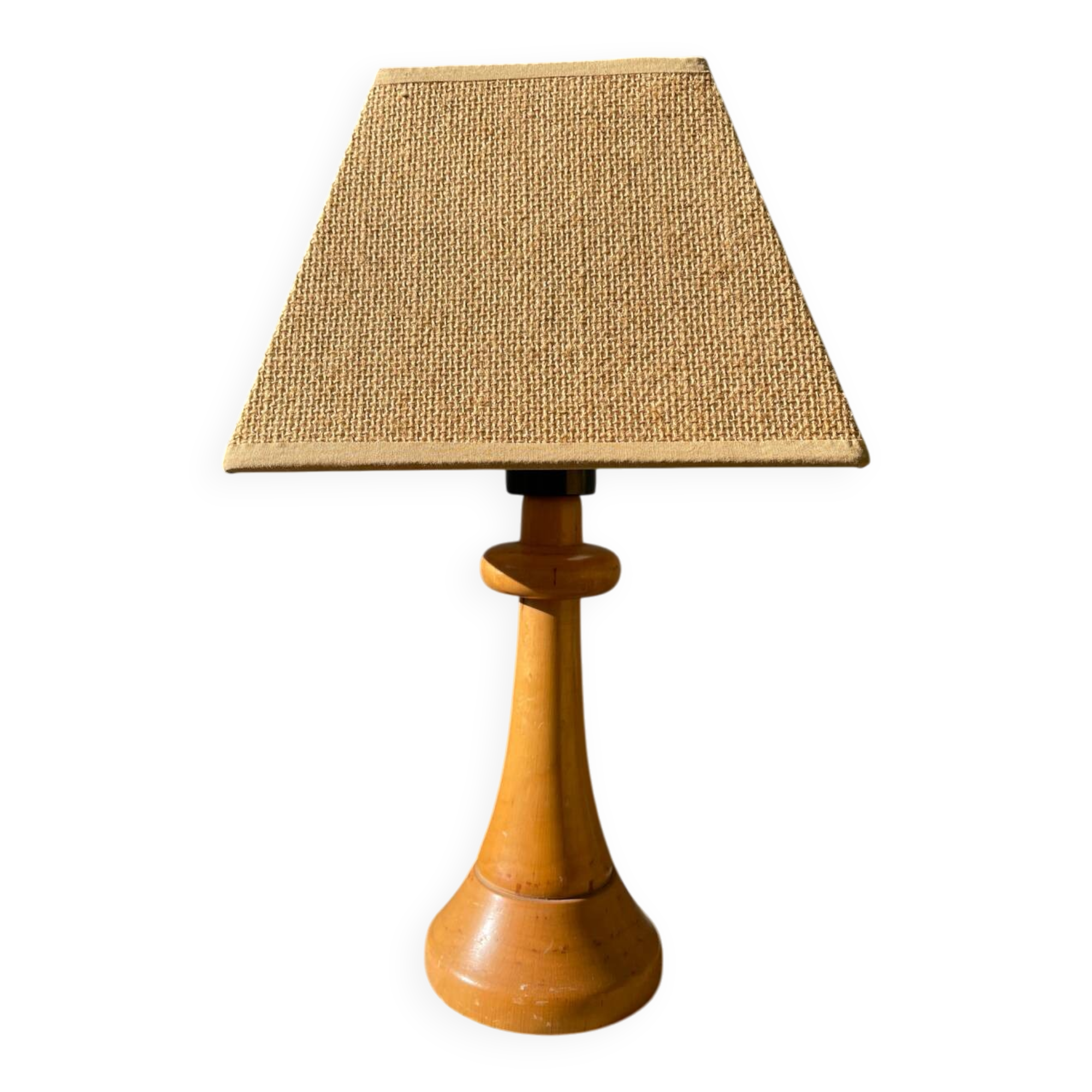 Light turned wood lamp o
