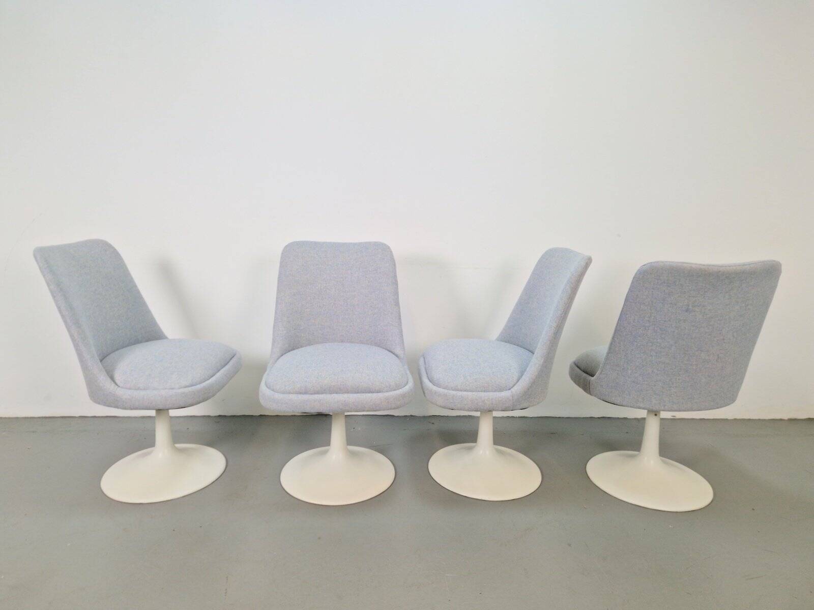 Chaises Tulipe Vintage et Table à Manger dans le style d'Eero Saarinen, années 1970, Ensemble de 5