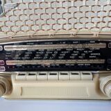 Old oceanic radio "pilot type"