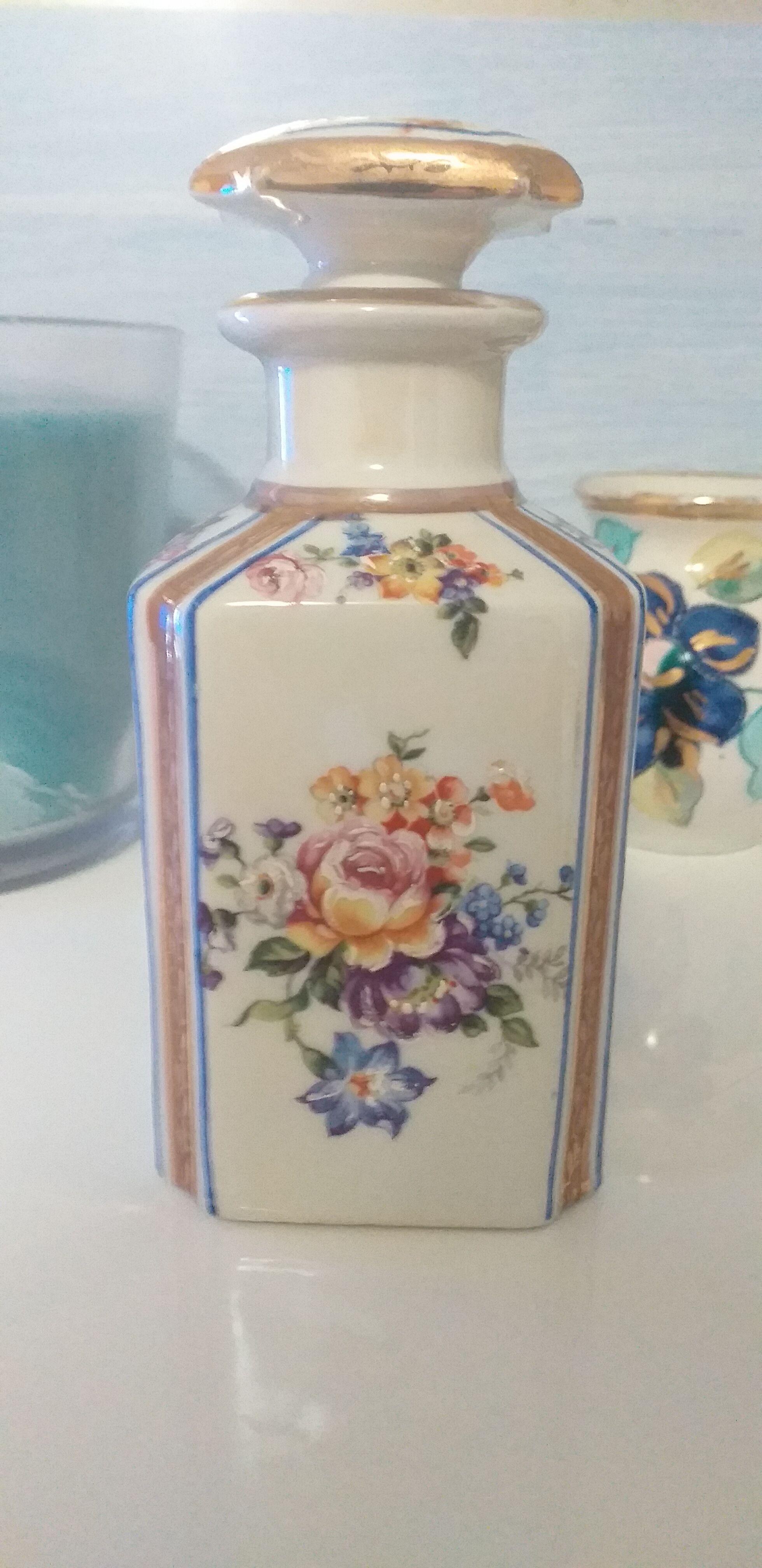 Porcelain bottle