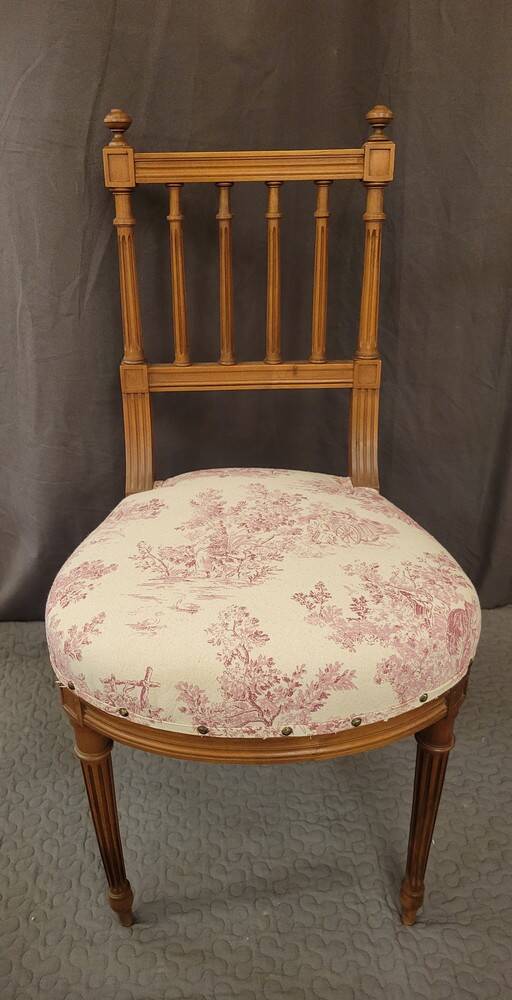 Pair of Louis XVI bedroom chairs