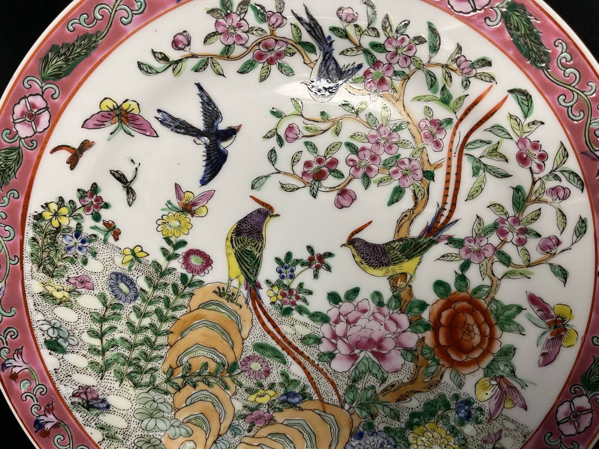China, polychrome porcelain plate bird of paradise 20th century