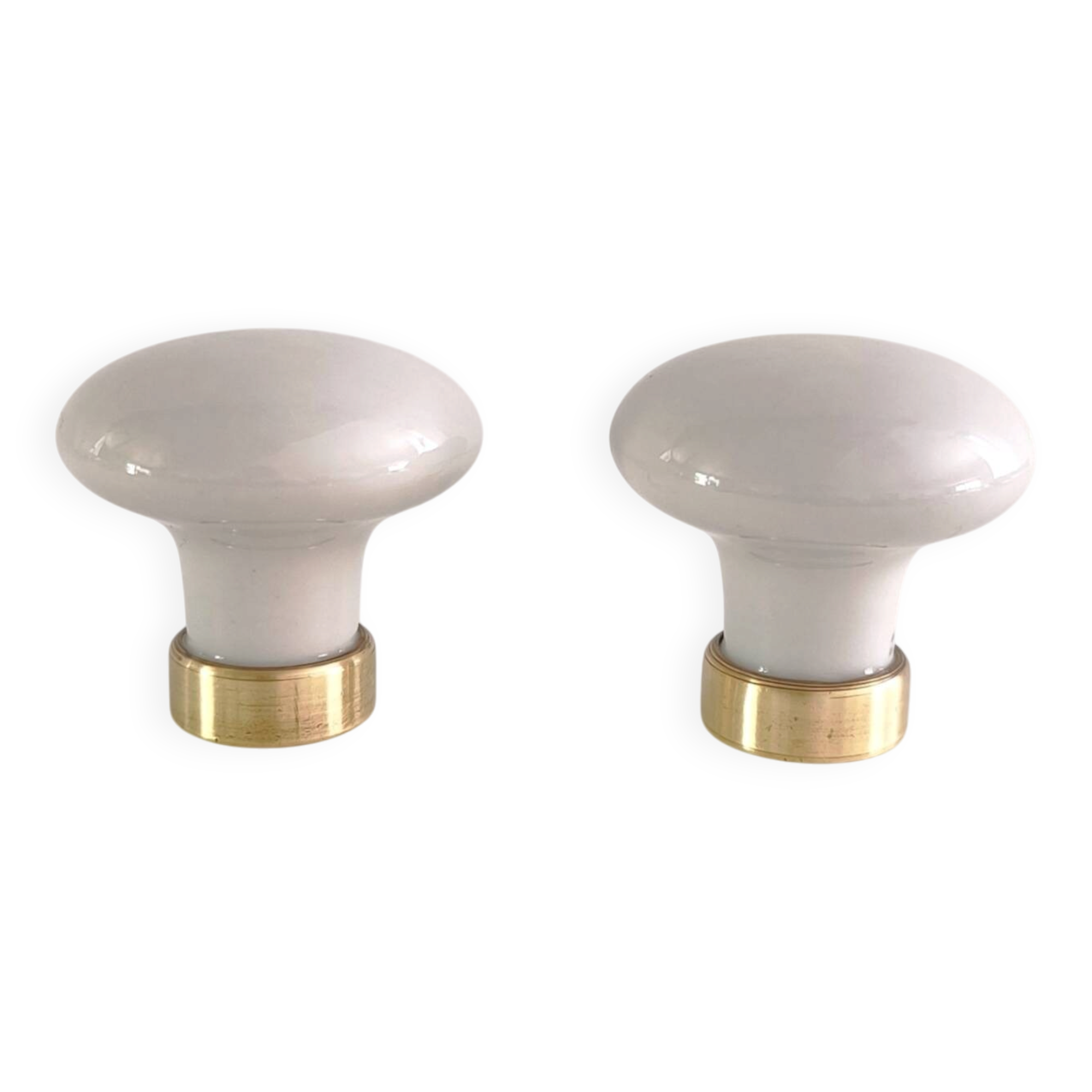 Porcelain door handle
