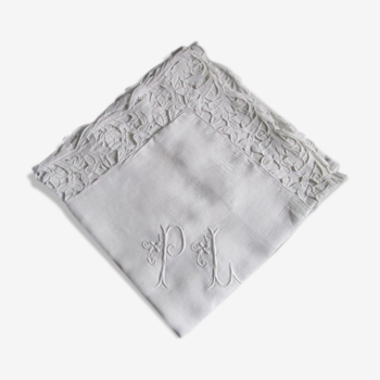 Taie d'oreiller ancienne brodée et monogrammée en coton :80x80cm