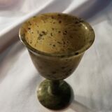 Paire de verres à pied en jade dans leur écrin