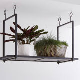 Shelf to hang