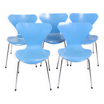 Set Of 5 Seven Chairs Model 3107 In Light Blue By Arne Jacobsen From 1980s