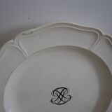 8 Wedgwood plates in English earthenware 19th black monogram
