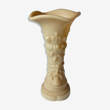 Ancien vase en opaline de foire decor épis de blé et faucille pas de signature début 20 eme  hauteur