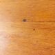 commode vintage aux pieds compas